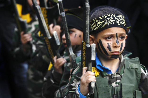 Hamas-child-soldiers2