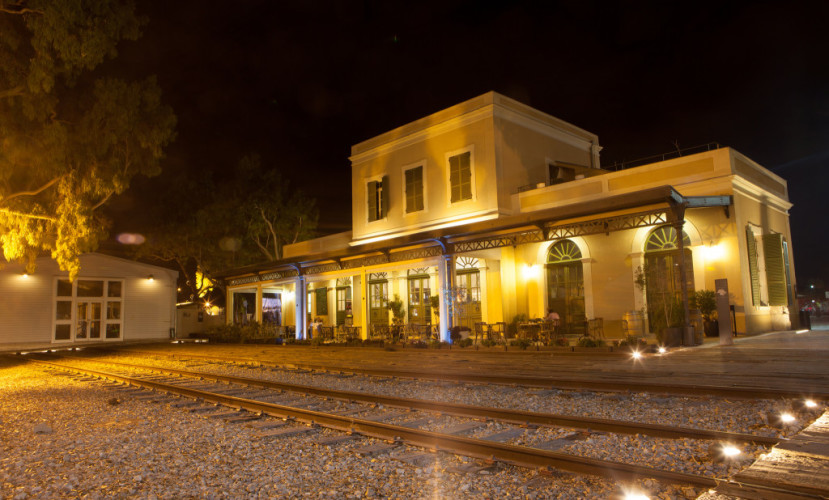 Старый железнодорожный вокзал